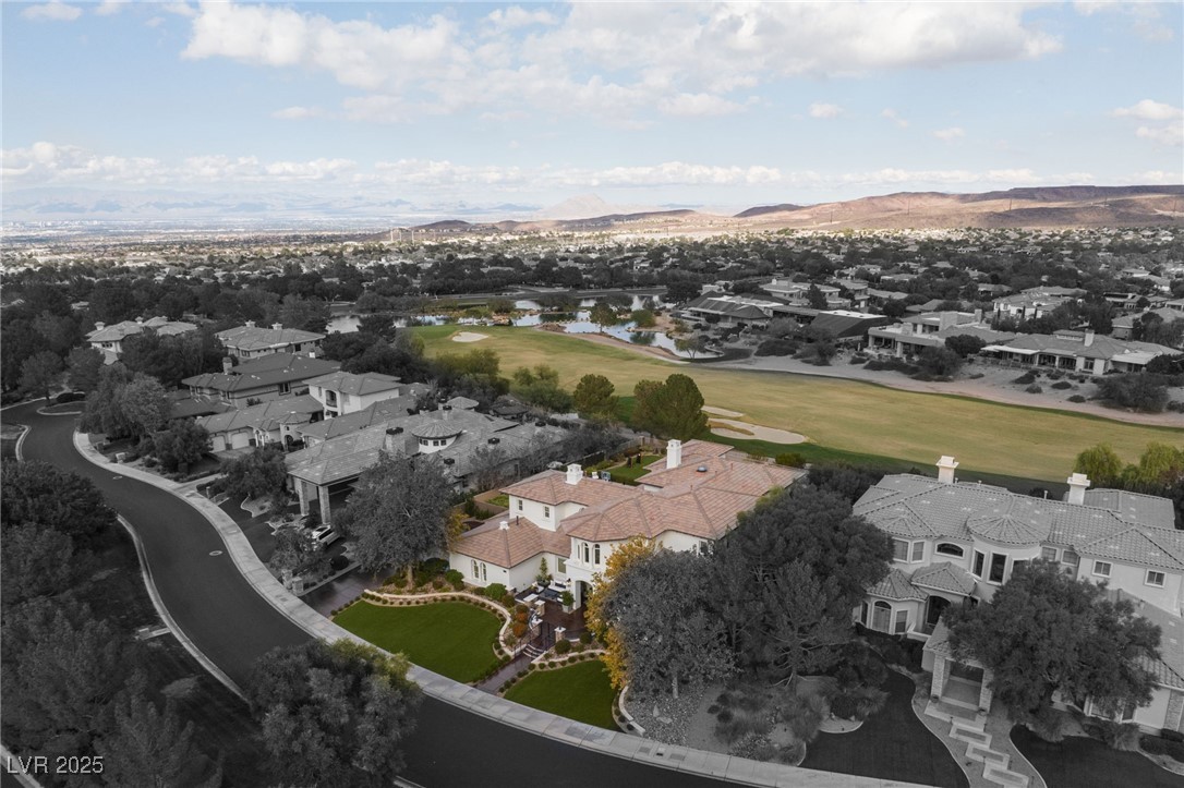 12 Bloomfield Hills Drive