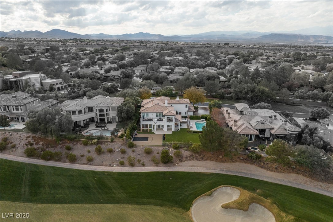 12 Bloomfield Hills Drive