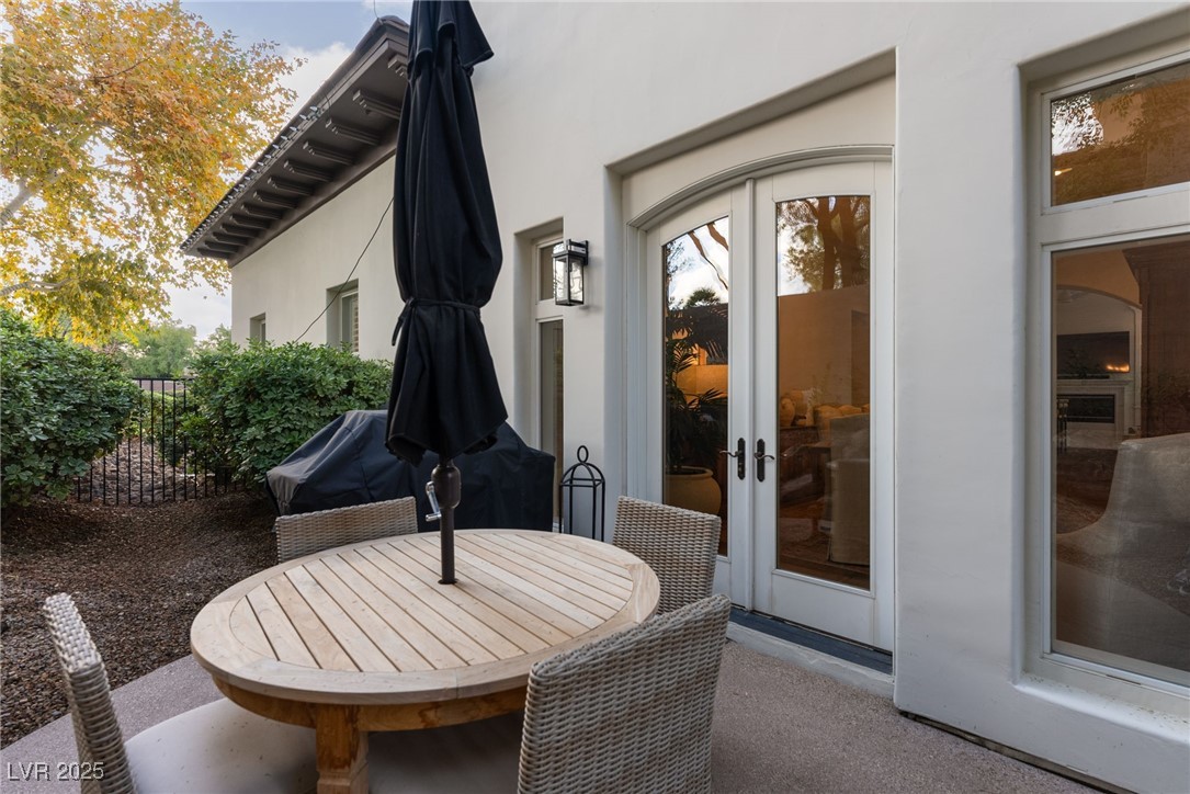 12 Bloomfield Hills Drive