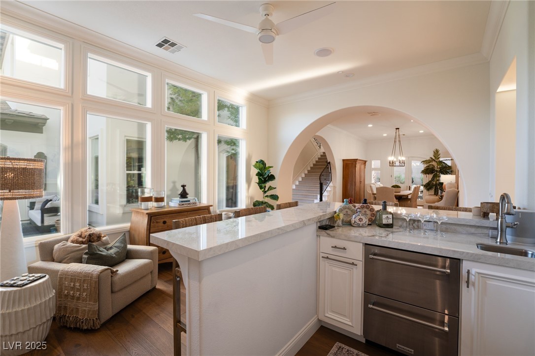 12 Bloomfield Hills Drive