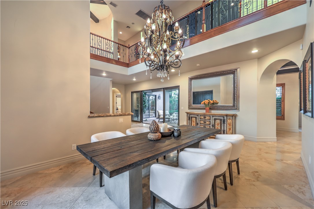 6 Fire Rock Court
