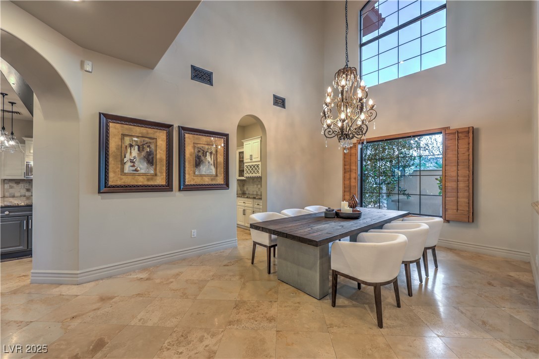 6 Fire Rock Court