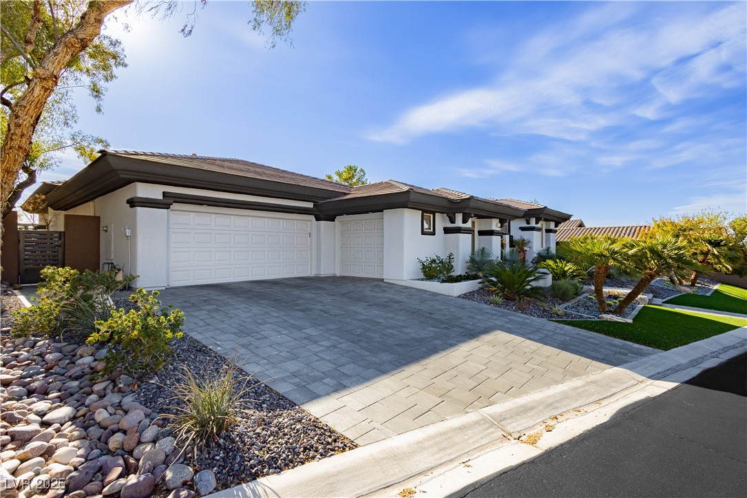 19 Isleworth Drive