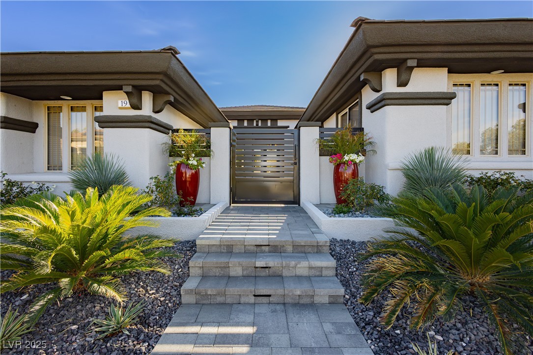 19 Isleworth Drive
