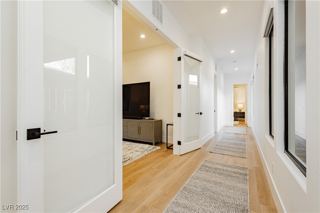 19 Isleworth Drive