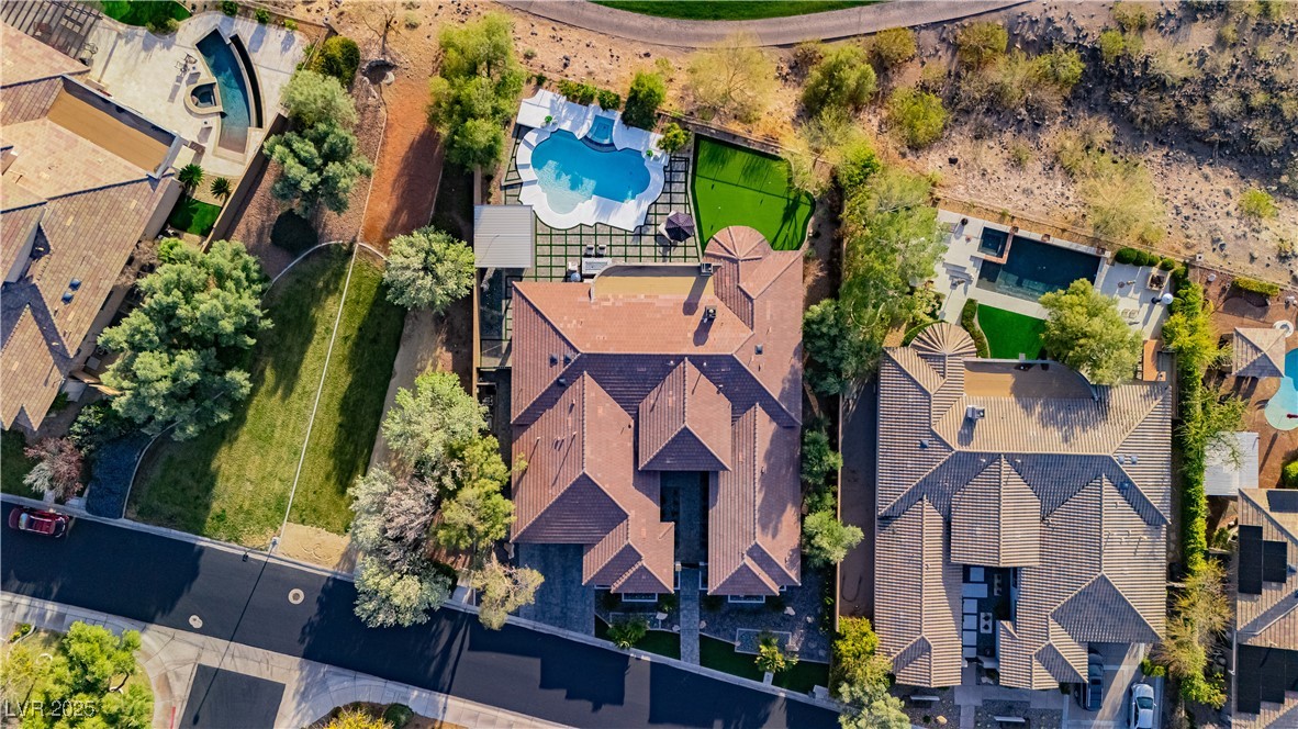 19 Isleworth Drive