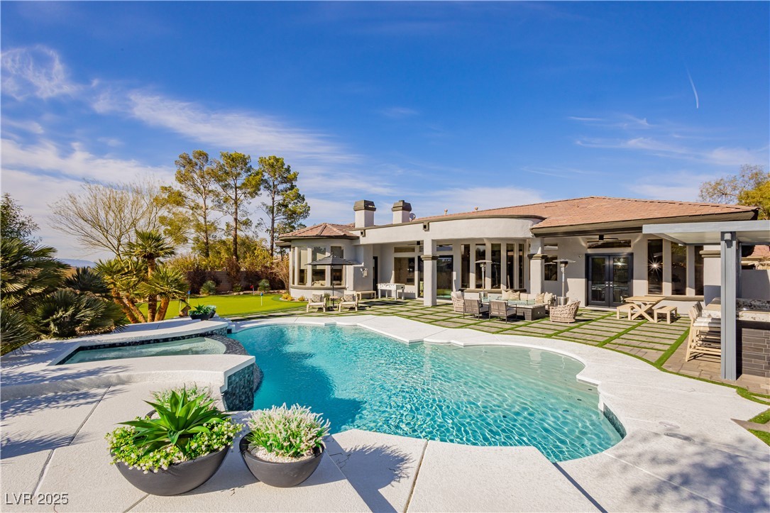 19 Isleworth Drive