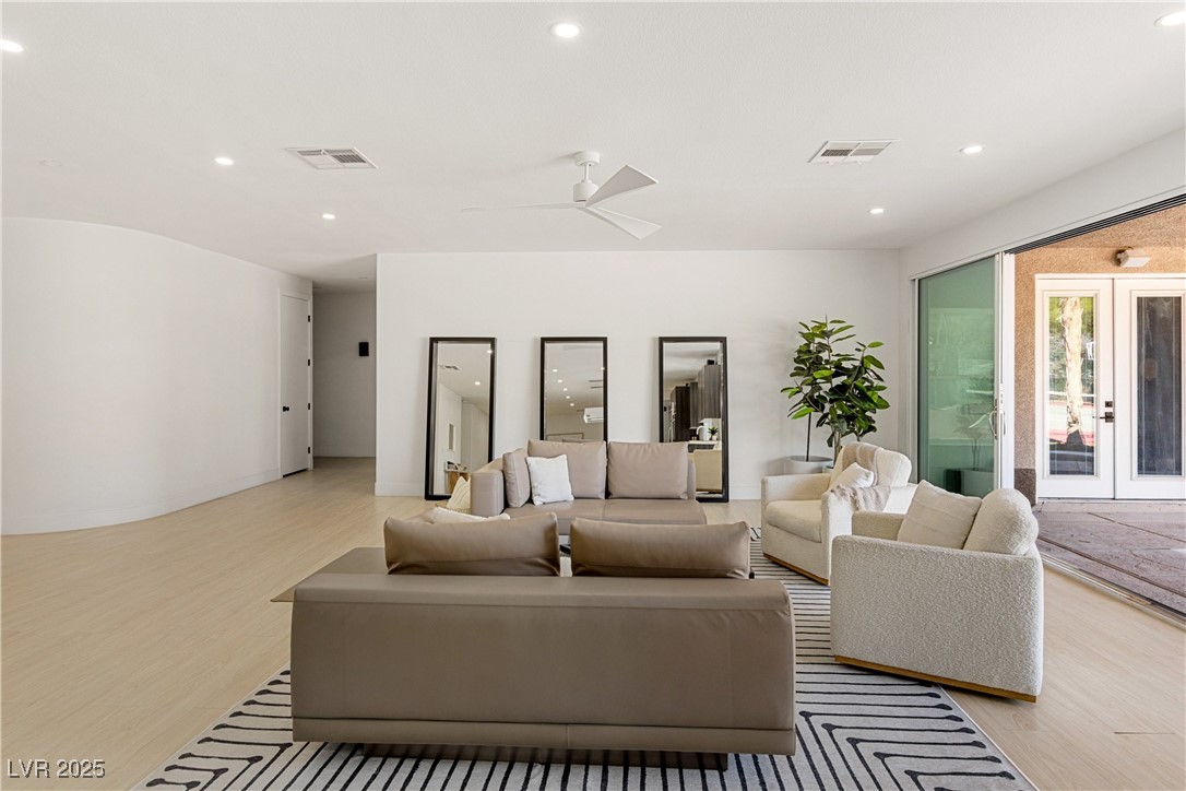 7271 Loma Alta Circle