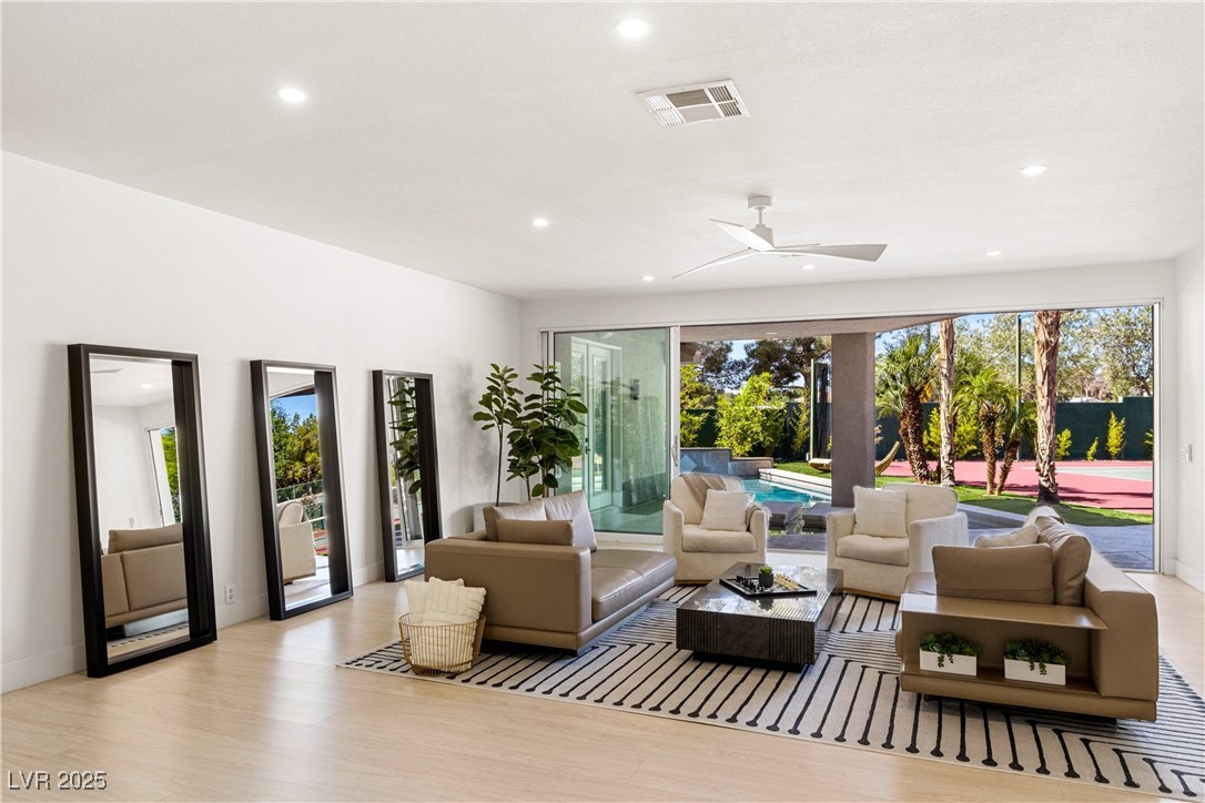 7271 Loma Alta Circle