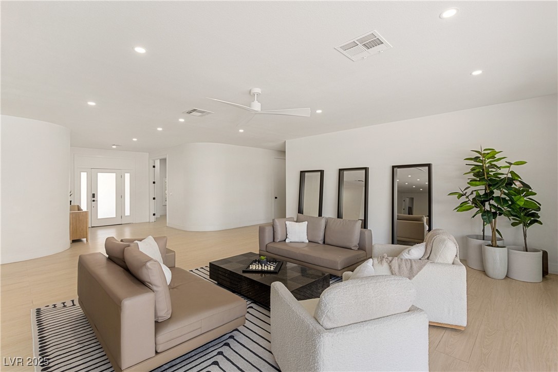 7271 Loma Alta Circle