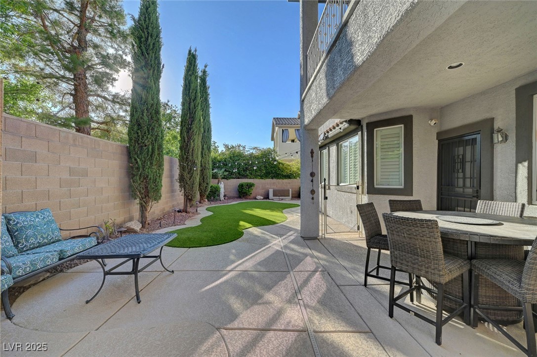 11417 Rock Cove Way