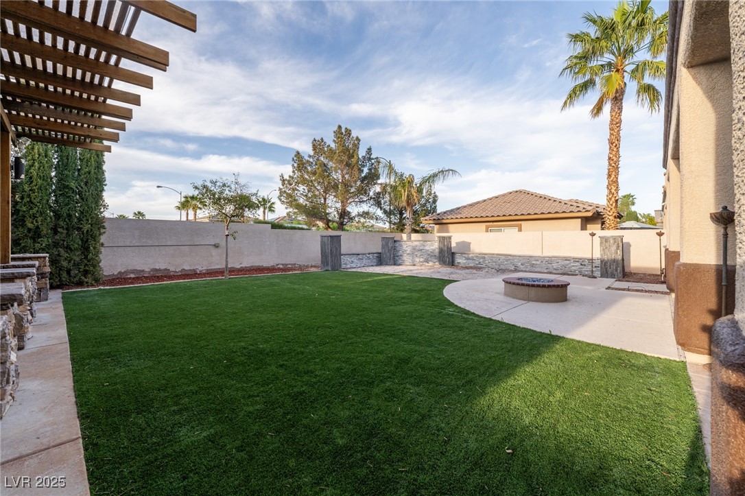 5210 Villa Dante Avenue