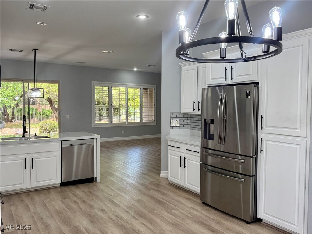 11 Feather Sound Drive