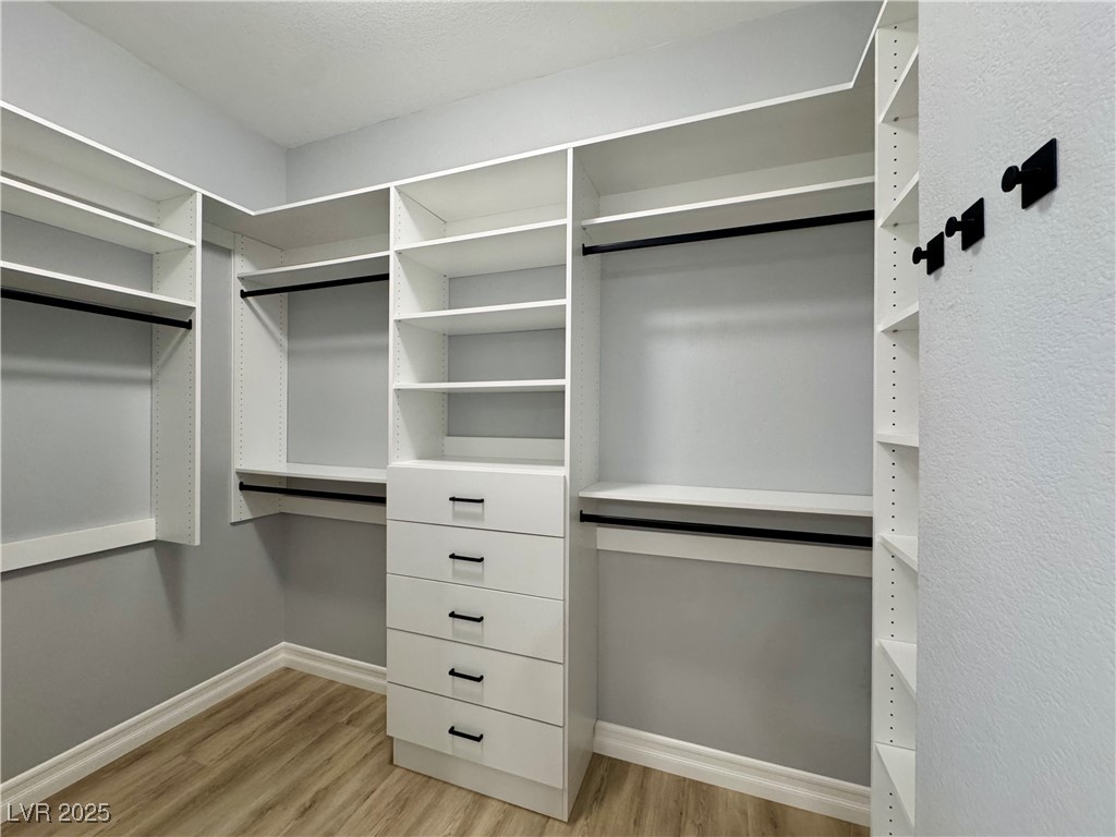 11 Feather Sound Drive