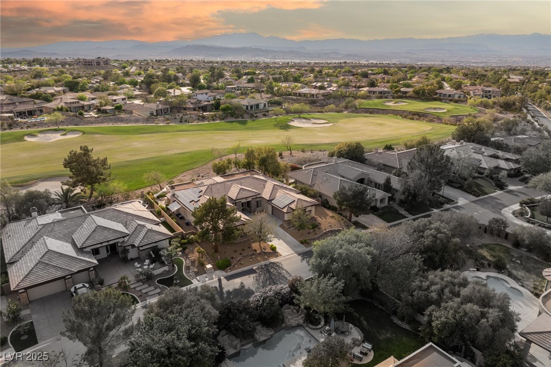 9 Knob Oak Drive