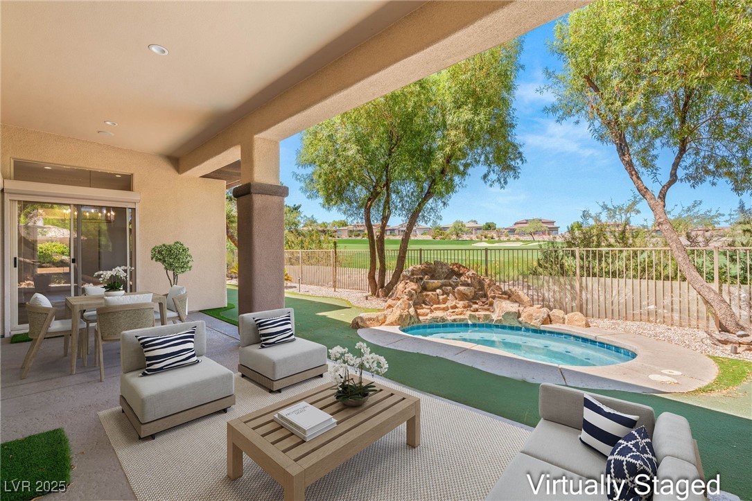 9 Knob Oak Drive