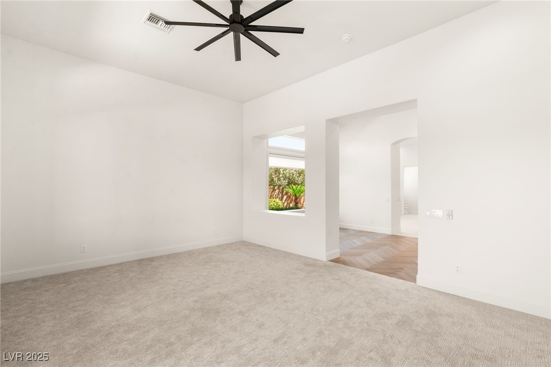 9 Knob Oak Drive