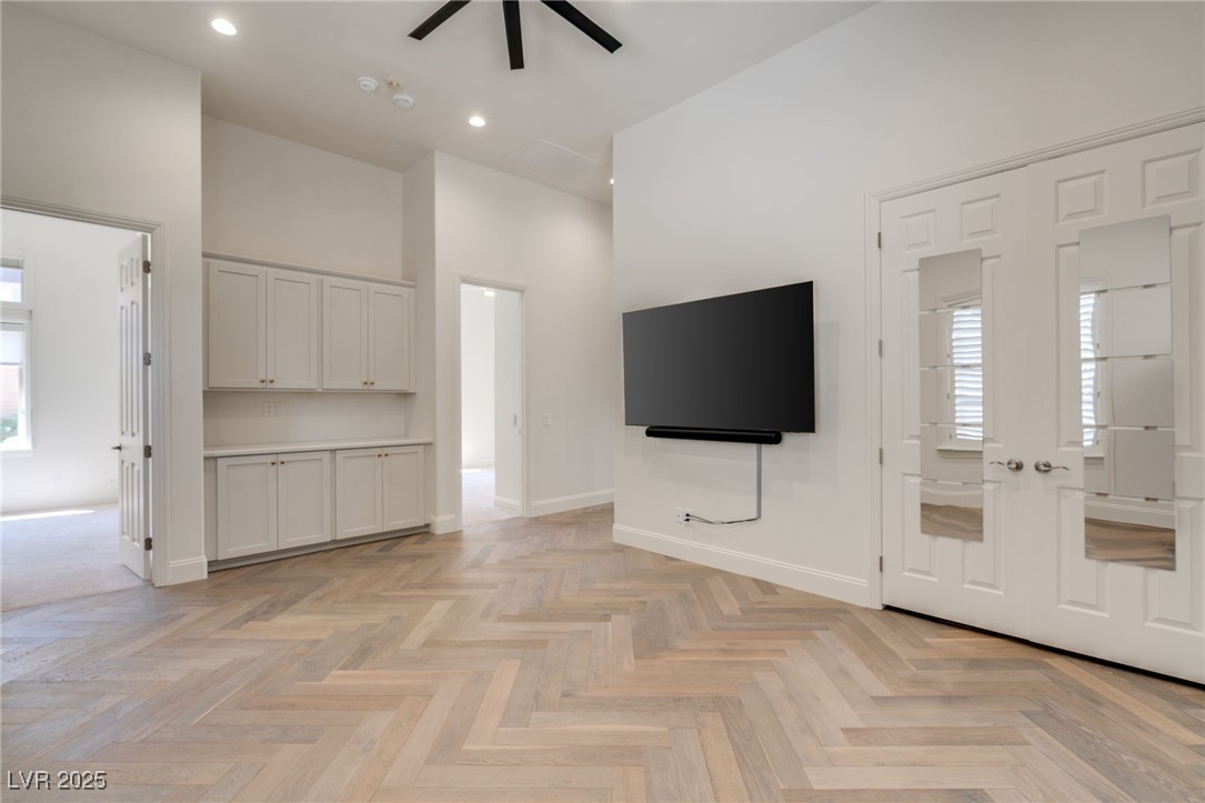 9 Knob Oak Drive