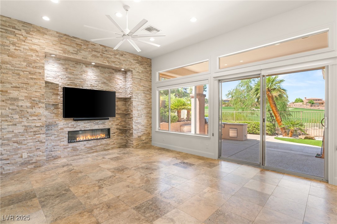 9 Knob Oak Drive