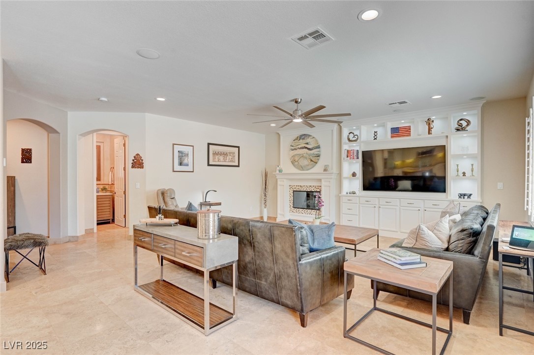 7009 Via Campanile Avenue