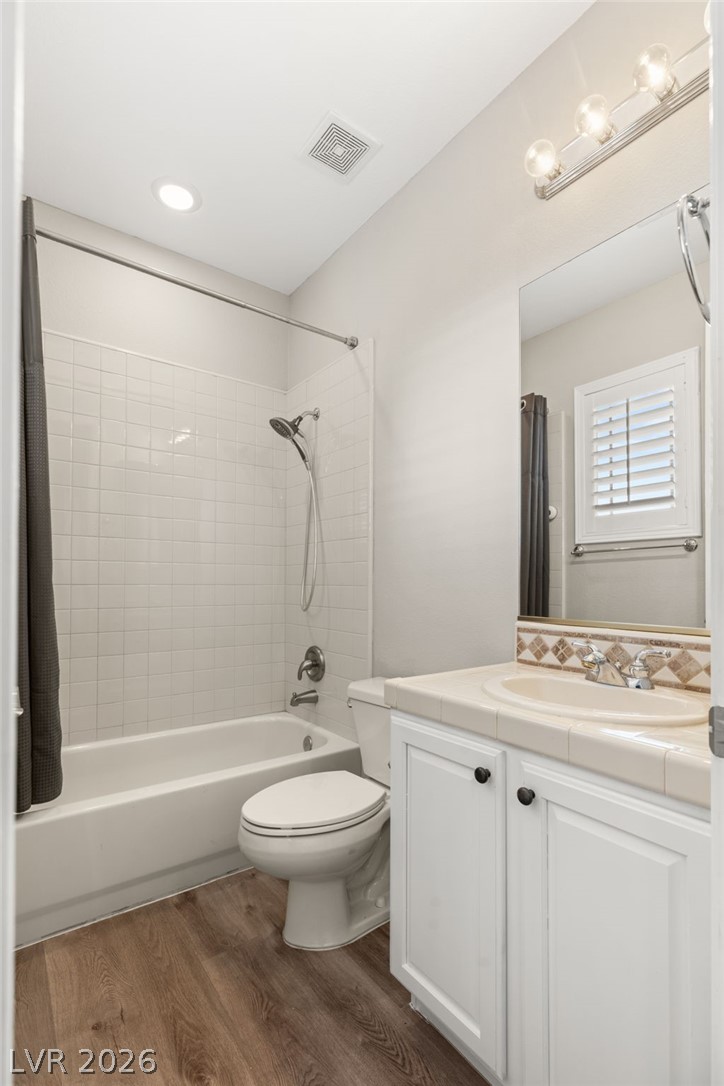 25 Kittansett Loop