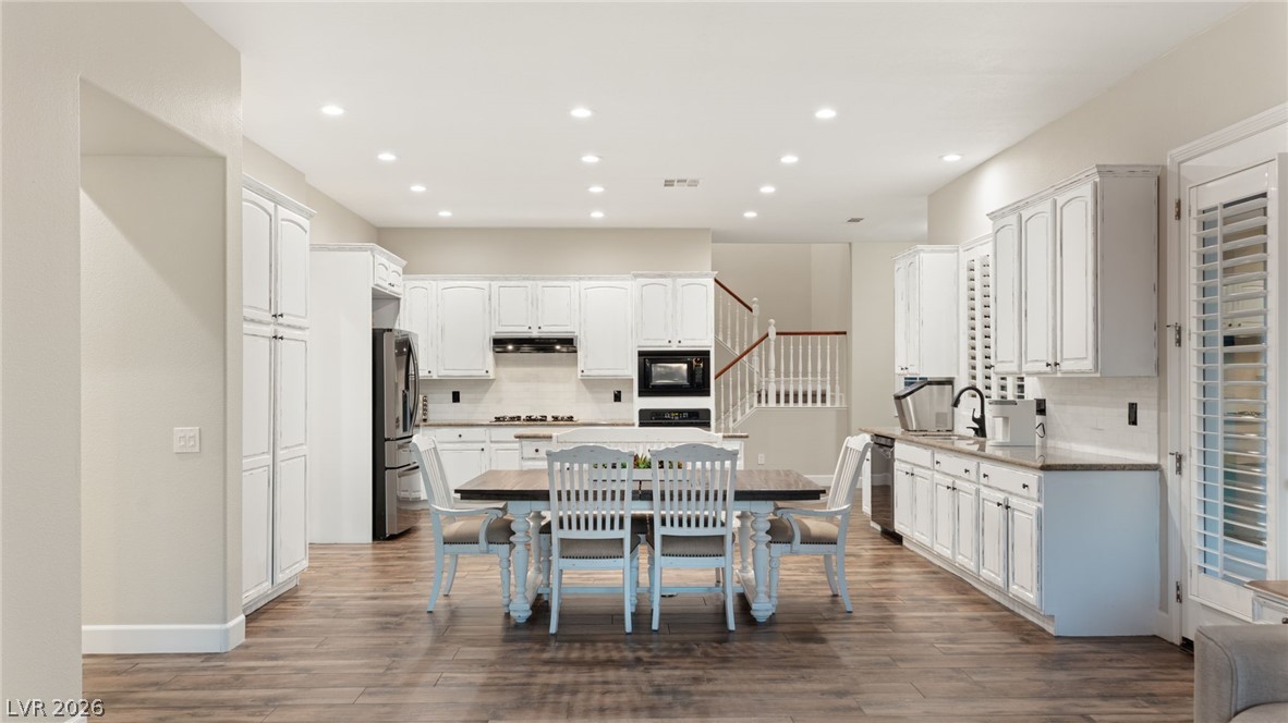 25 Kittansett Loop