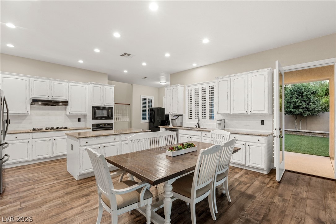 25 Kittansett Loop
