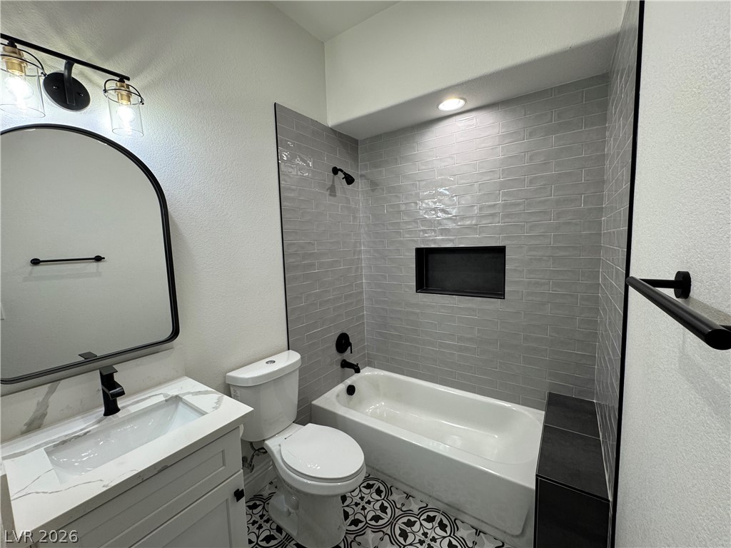 29 Plum Hollow Drive