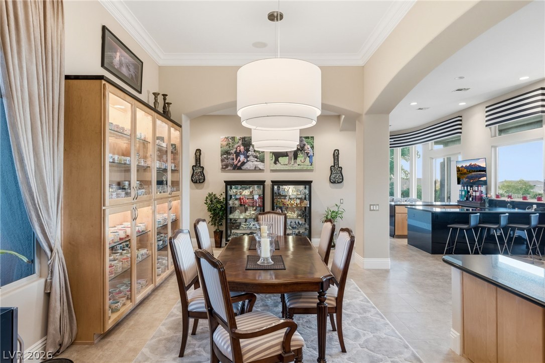 6 Brookridge Drive