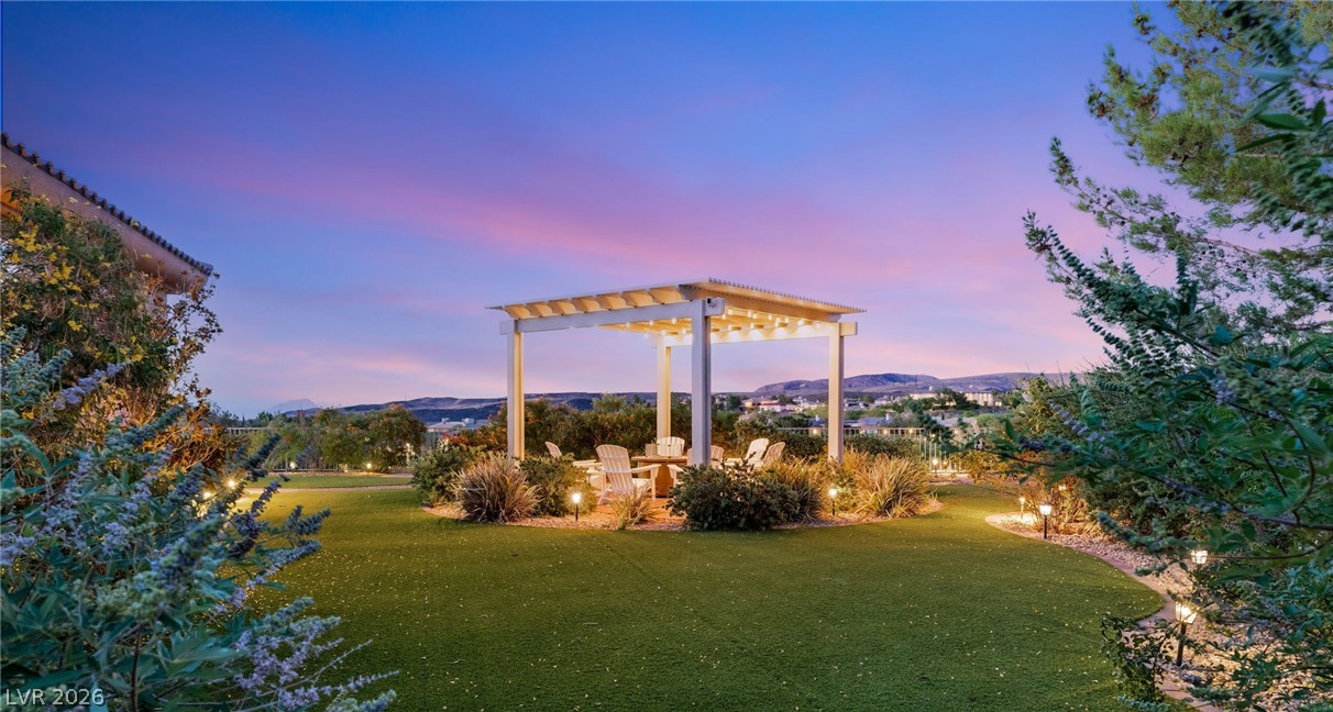 6 Brookridge Drive