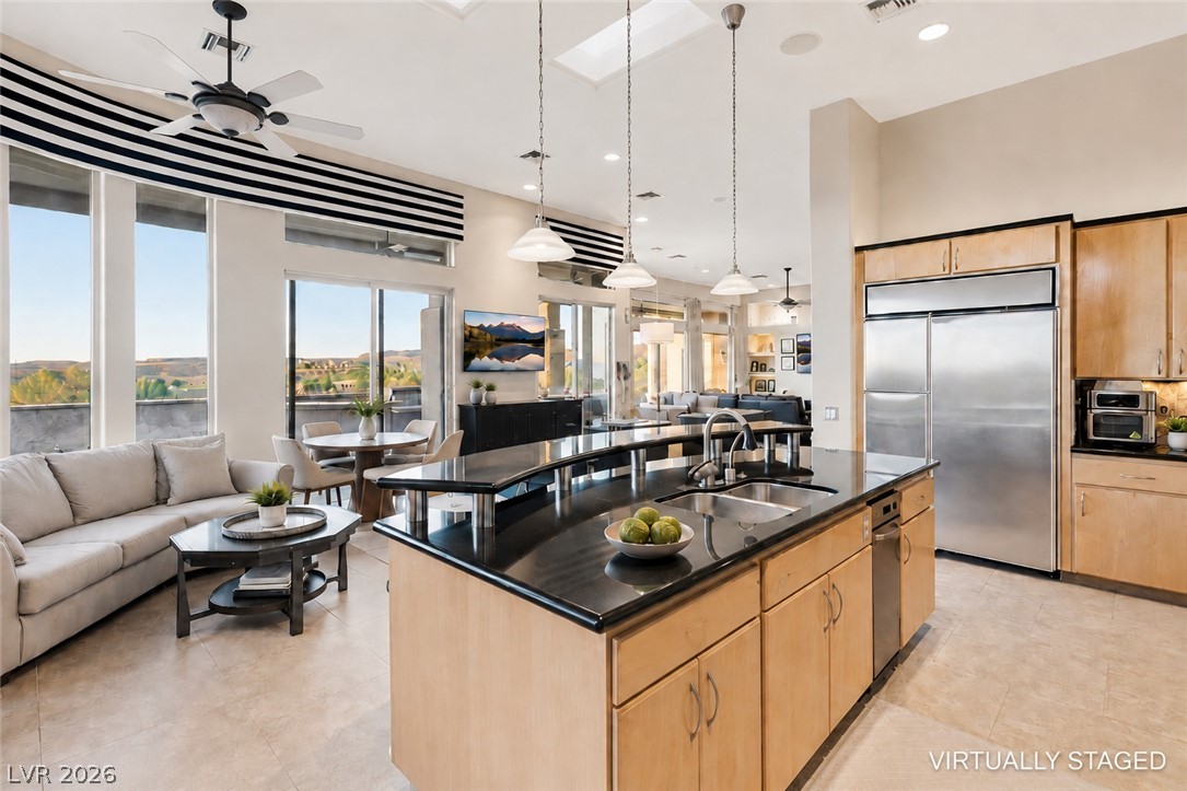 6 Brookridge Drive