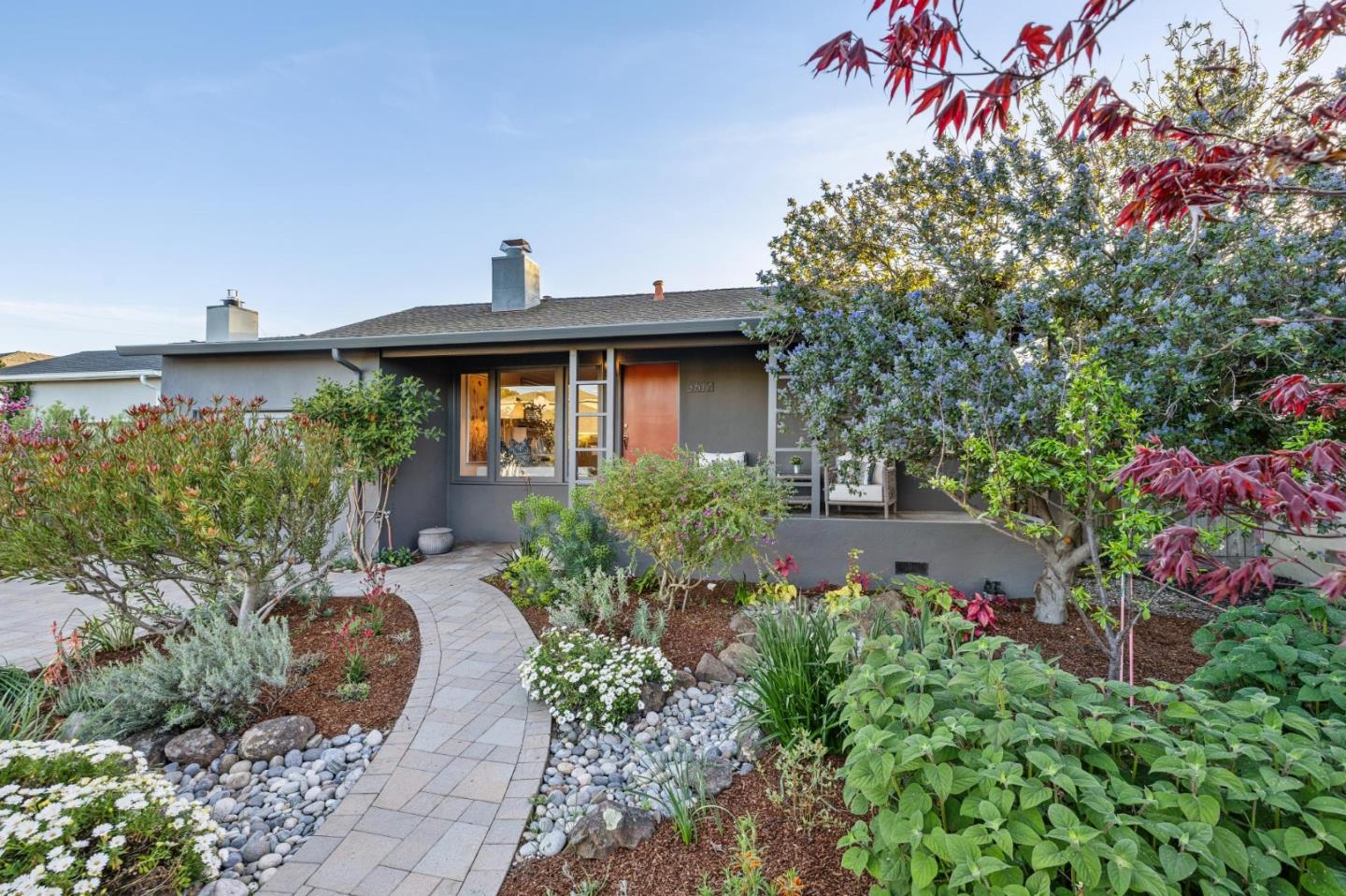 3612 Santiago Street