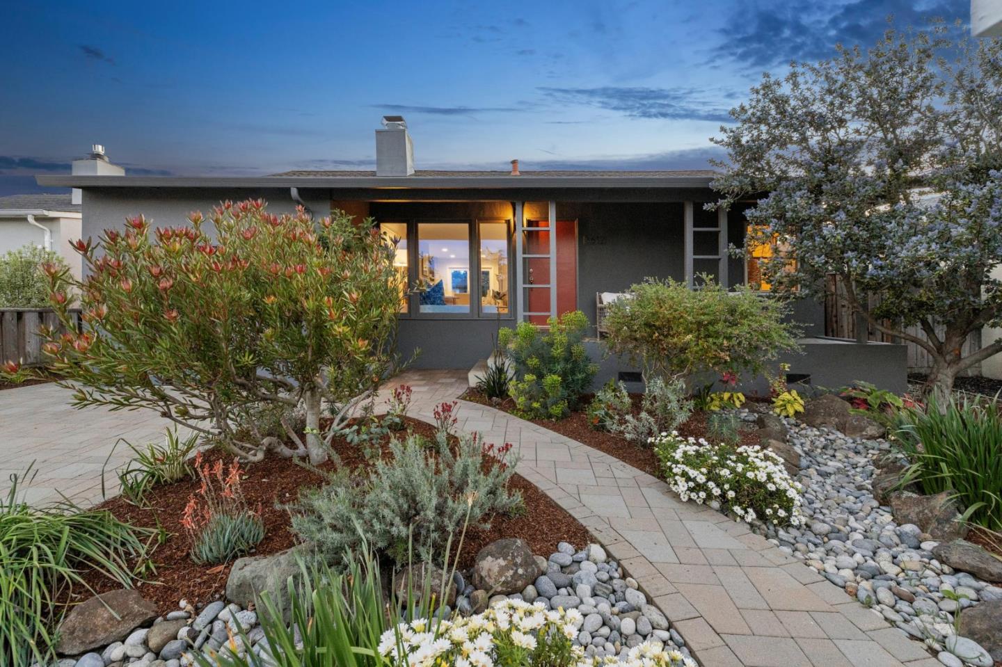 3612 Santiago Street