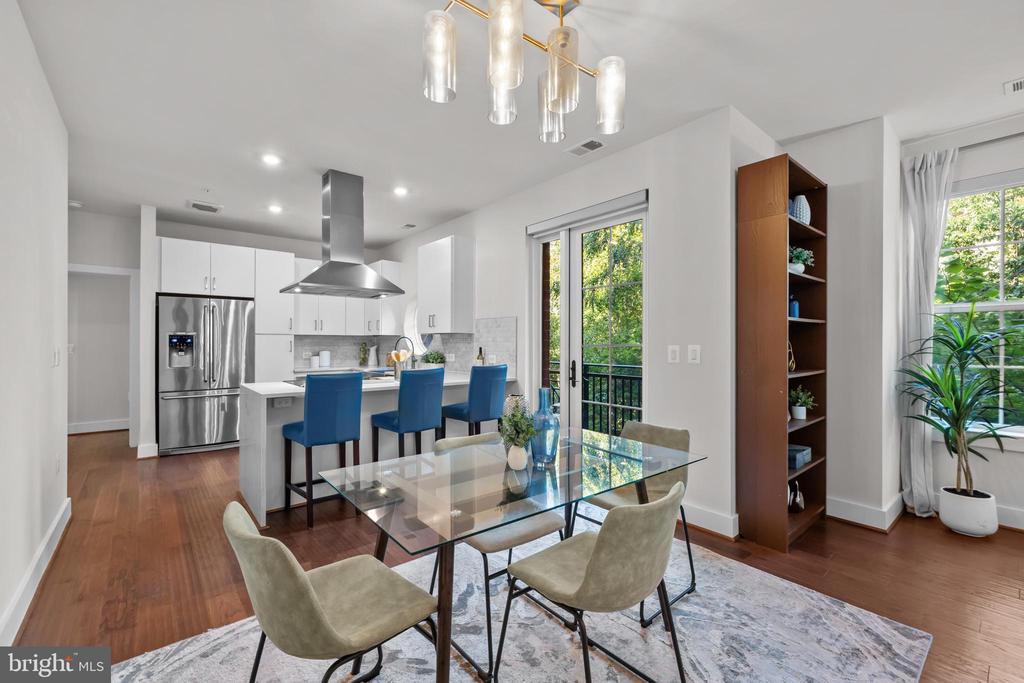 1411 KEY BOULEVARD 304