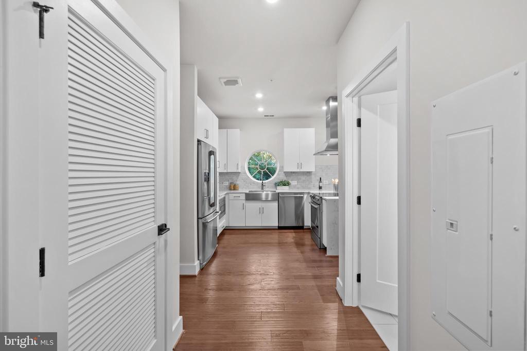 1411 KEY BOULEVARD 304