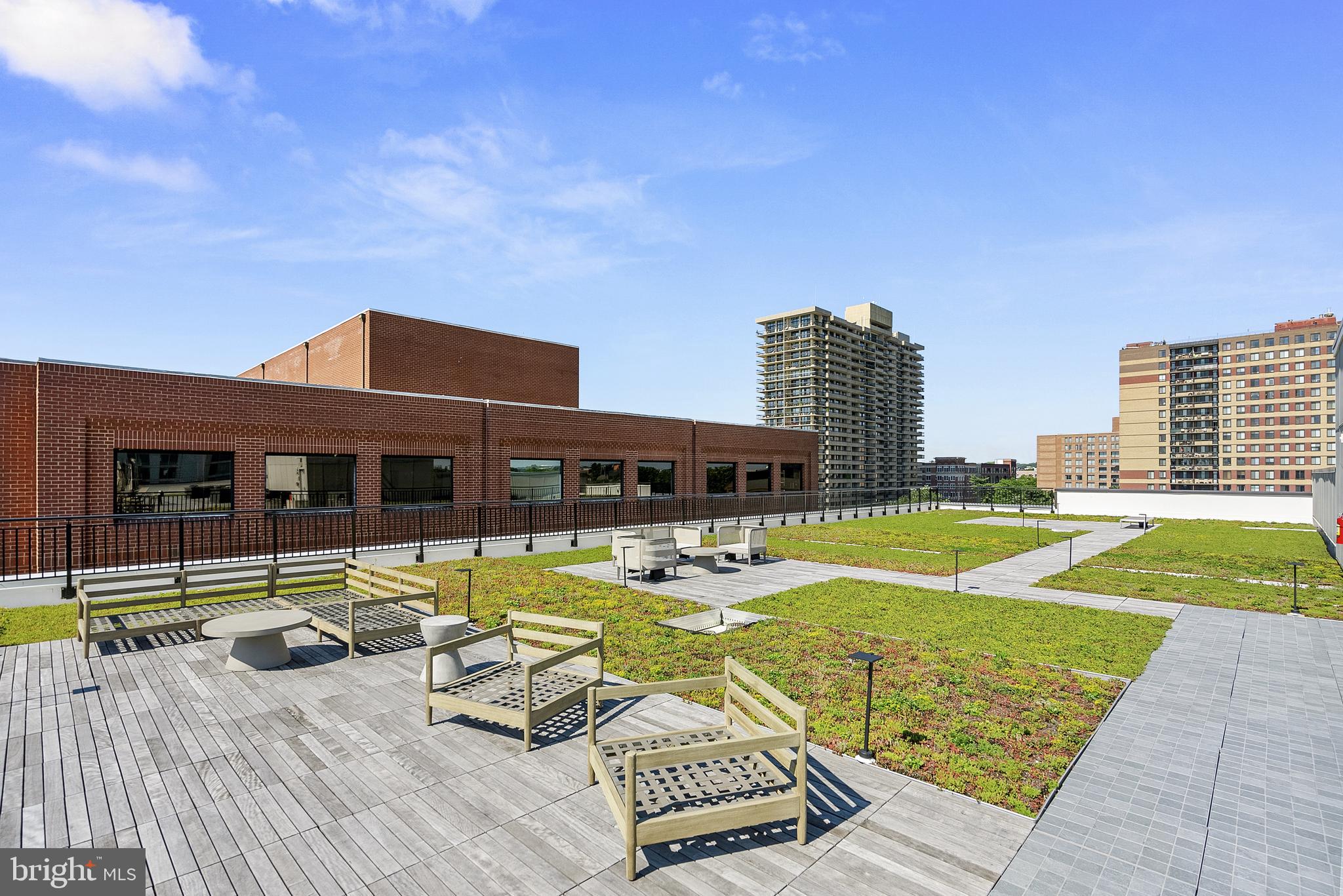 801 N Fairfax St #219