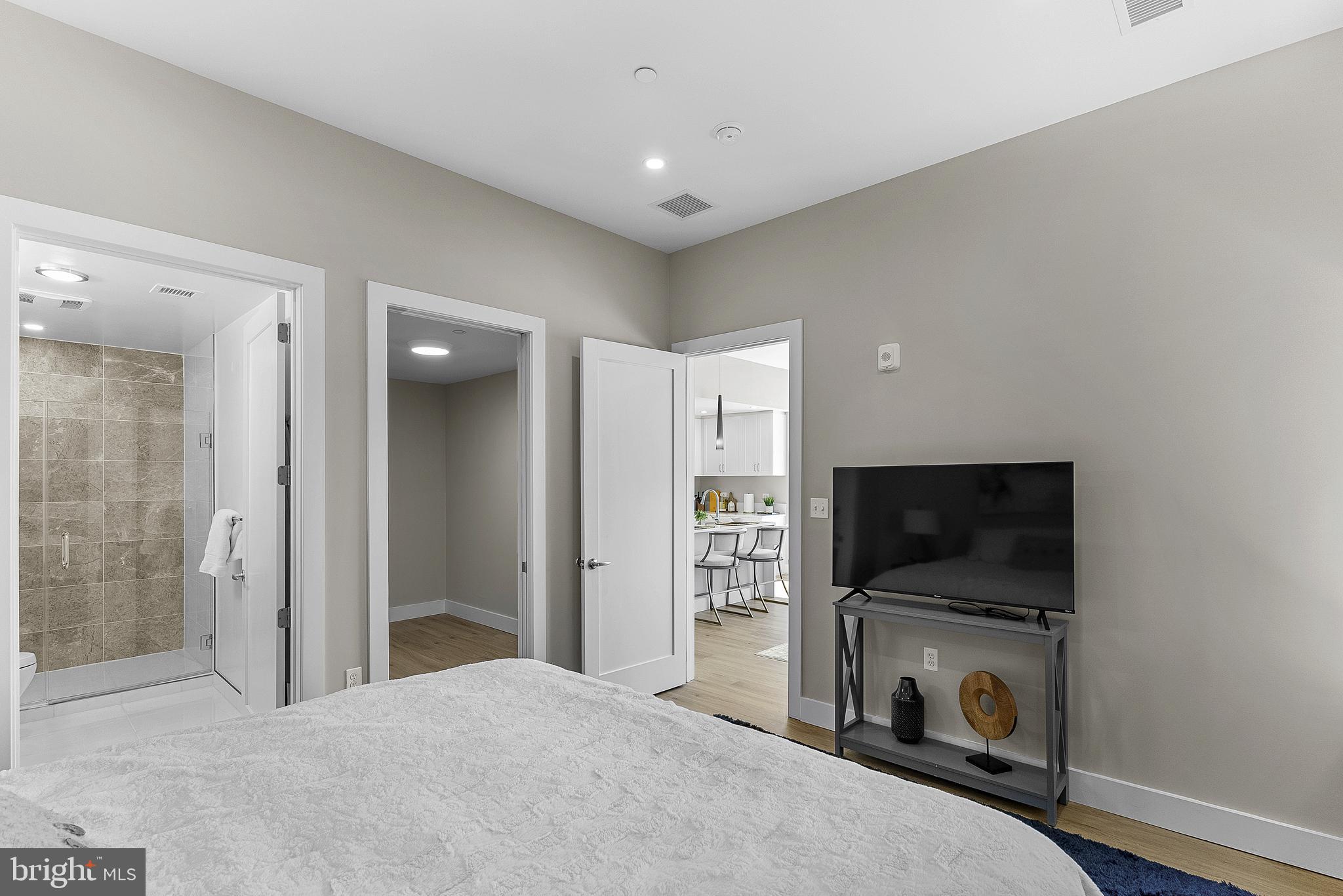 801 N Fairfax St #219