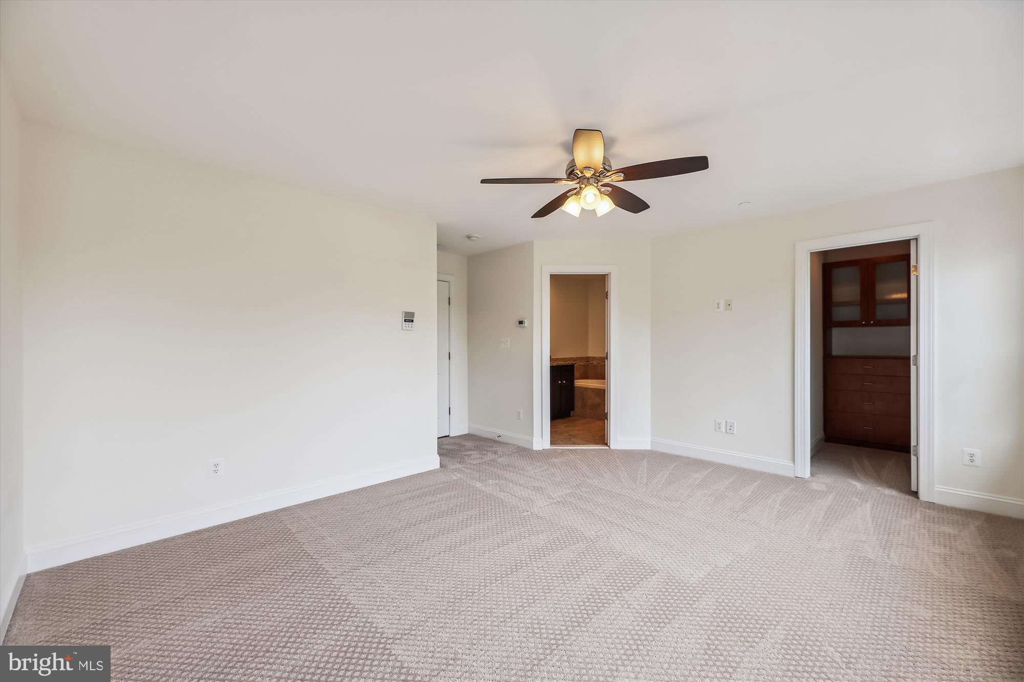 3905 Chain Bridge Rd