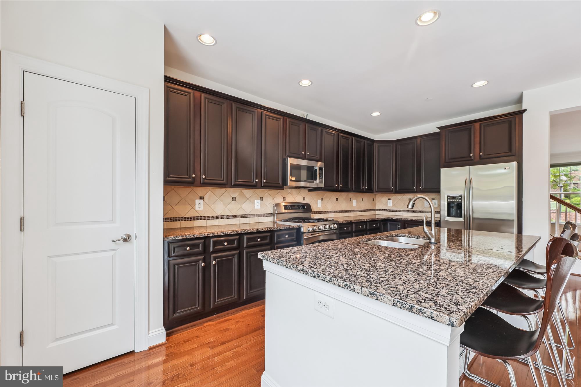 3905 Chain Bridge Rd