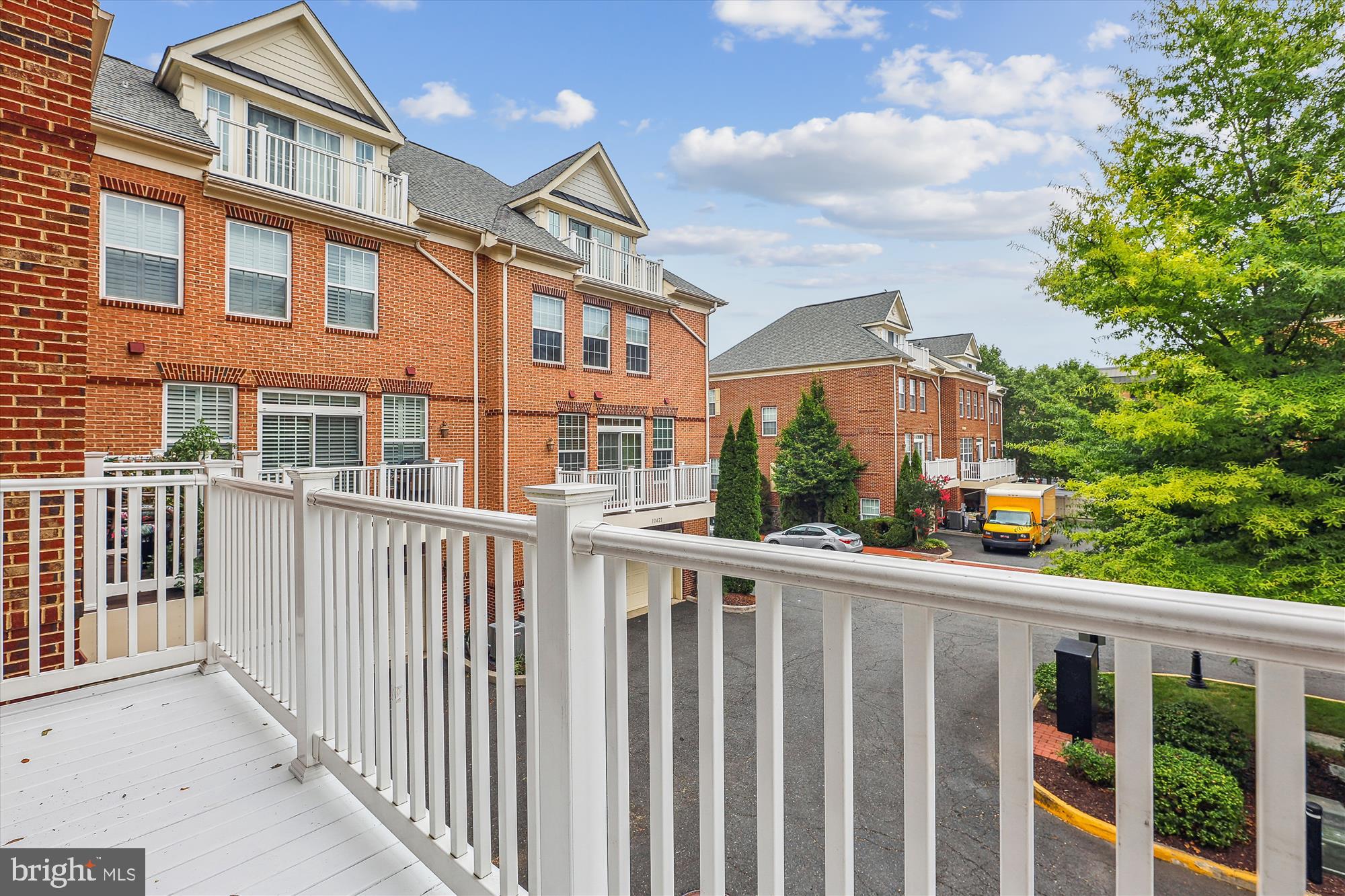 3905 Chain Bridge Rd