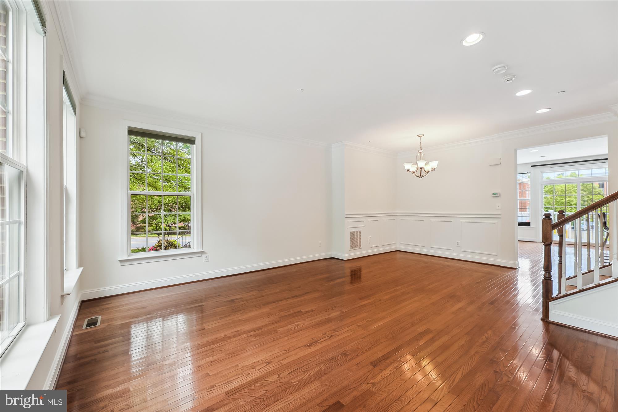 3905 Chain Bridge Rd