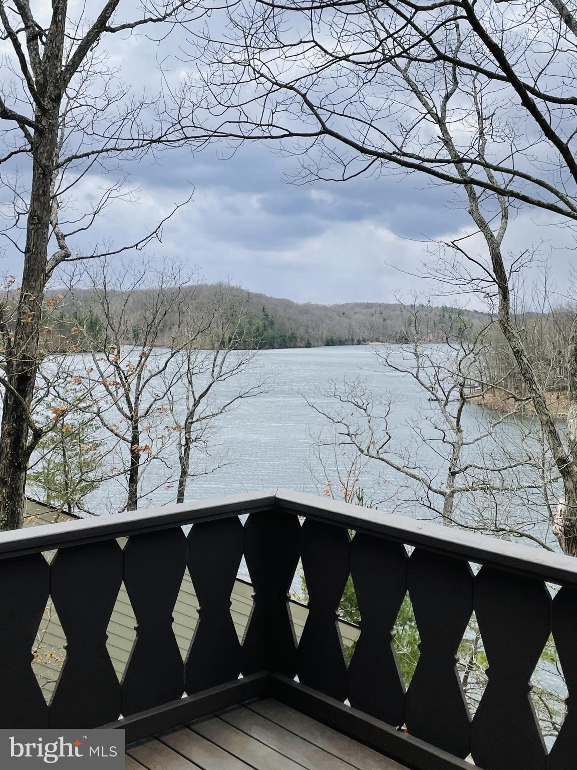 233 SUNSET CIRCLE
