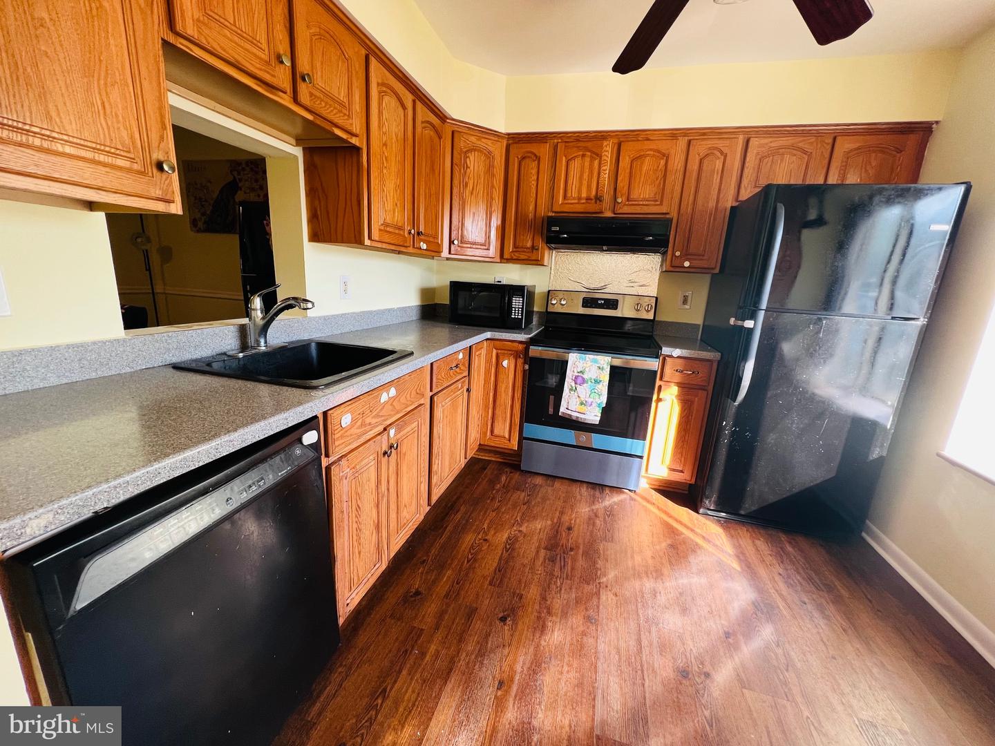 13334 Apgar Pl