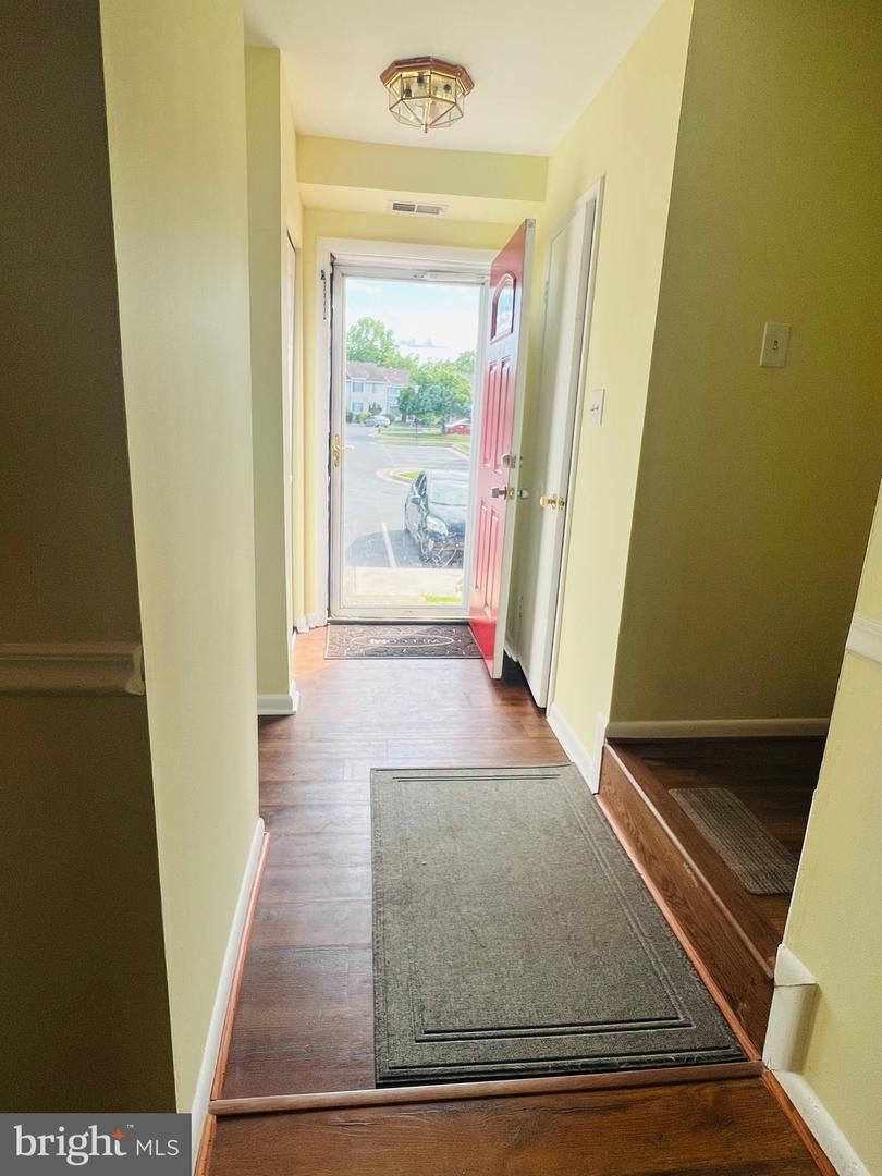 13334 Apgar Pl