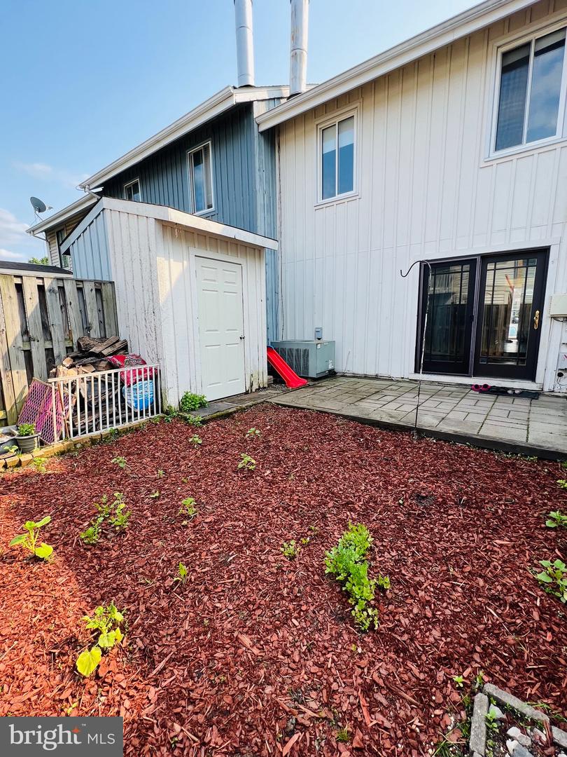 13334 Apgar Pl