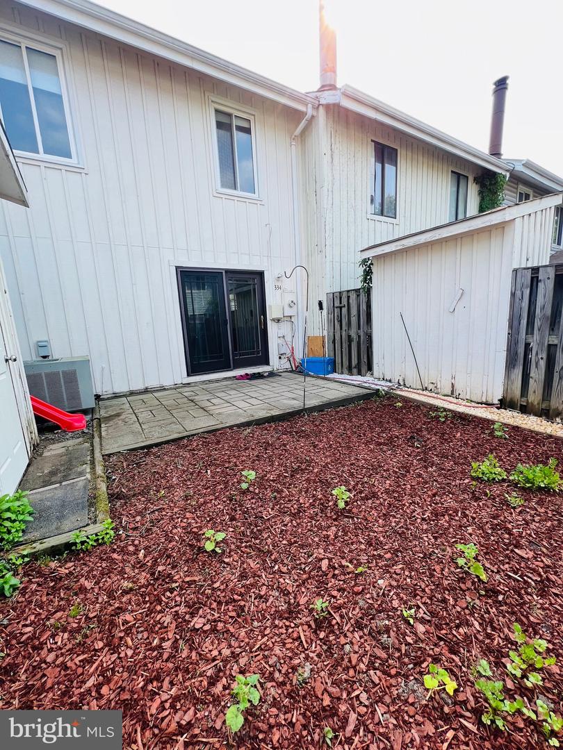 13334 Apgar Pl