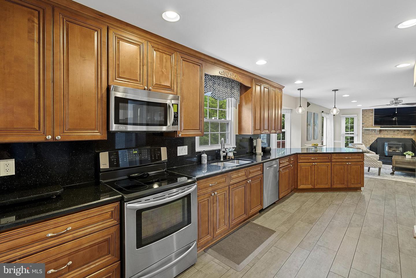 13228 Coralberry Dr