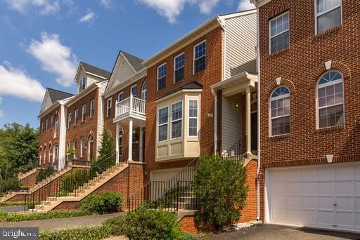 6333 Dunman Way