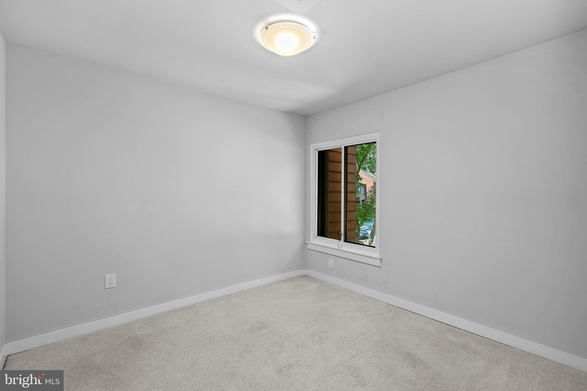 11521 Hearthstone Ct