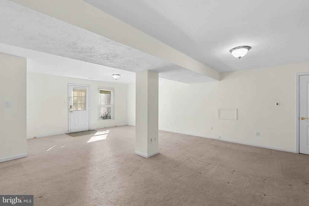 2220 Central Ave